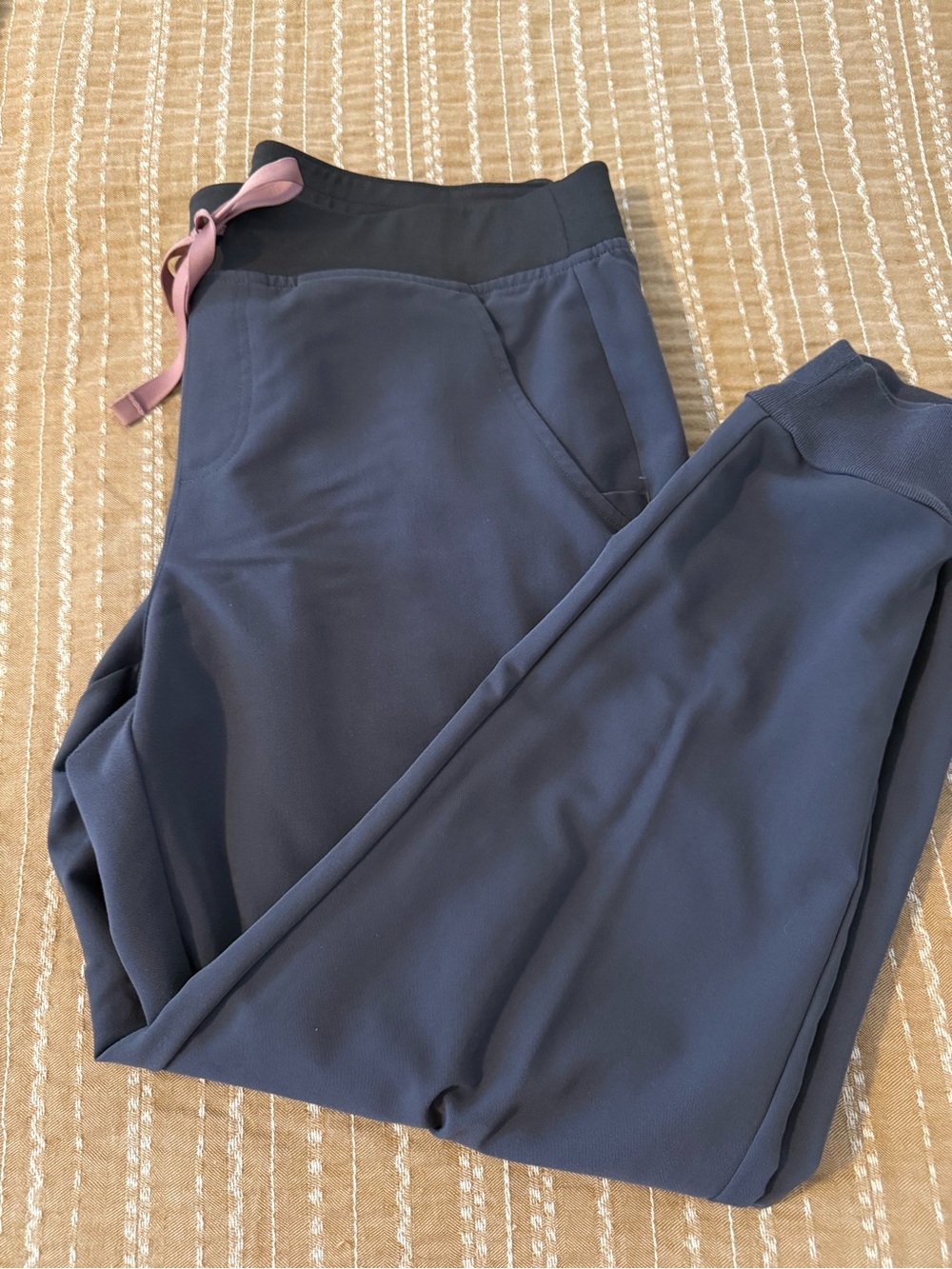 Figs Grey Zamora Petite Joggers